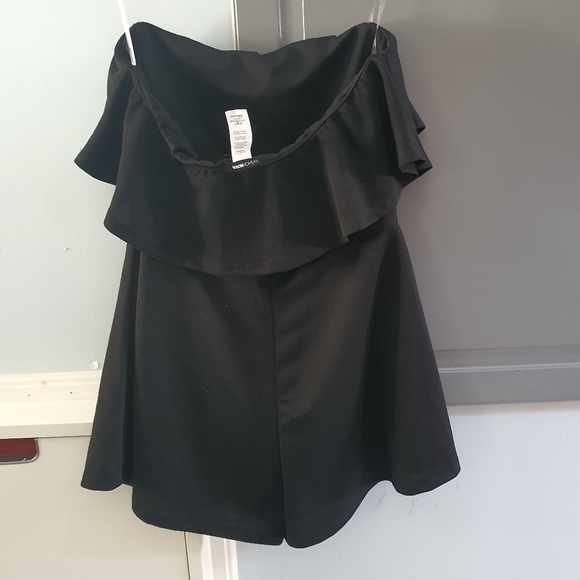 Black Romper - Picture 8 of 8